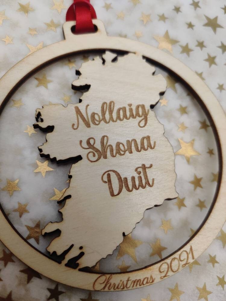 Nollaig Shona Duit - Irish Christmas bauble