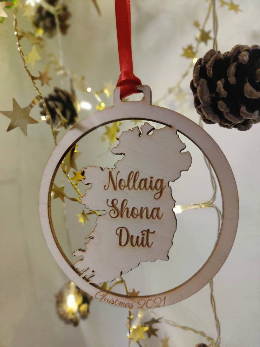 Nollaig Shona Duit - Irish Christmas bauble