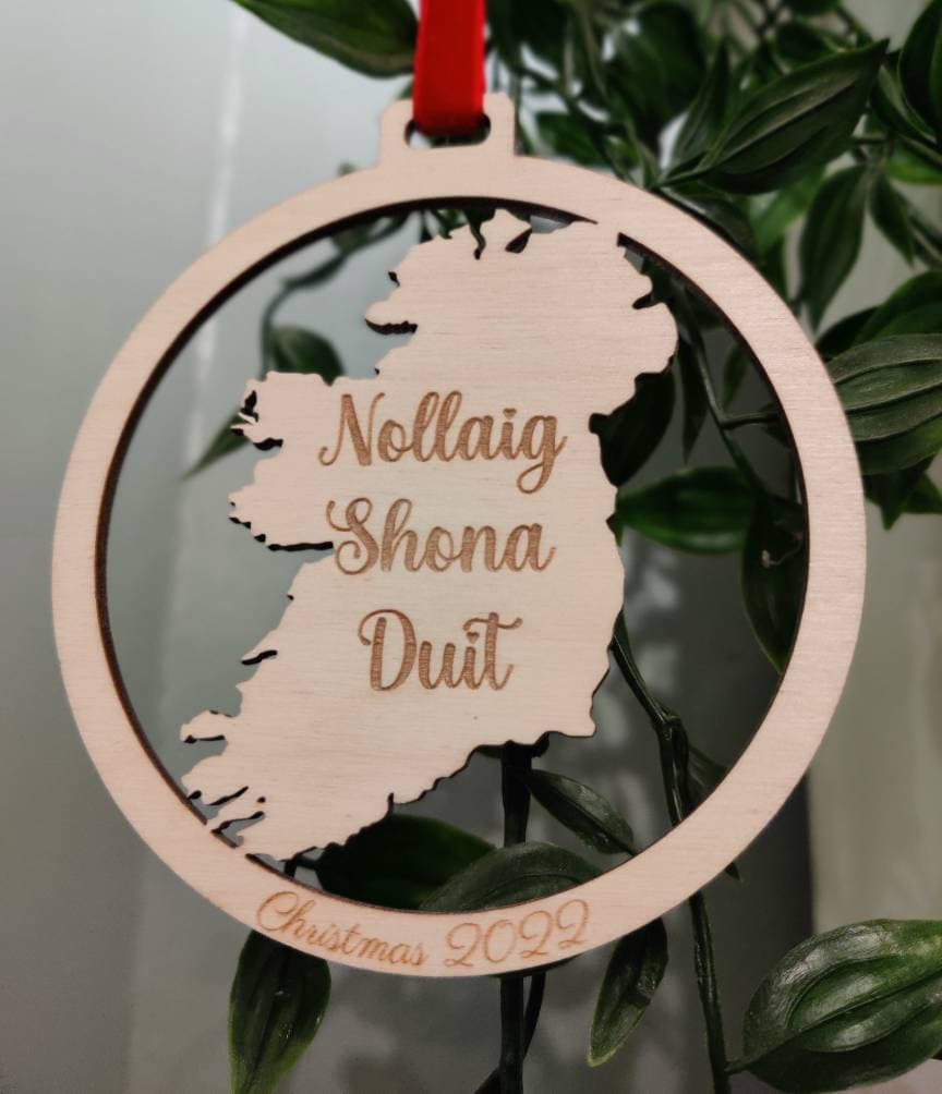 Nollaig Shona Duit - Irish Christmas bauble