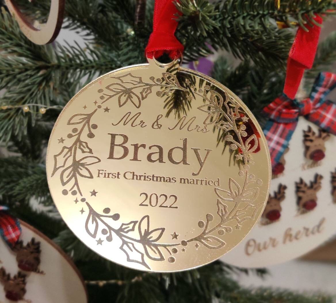 First Christmas Married. Personalised decoration. Mr & Mrs.