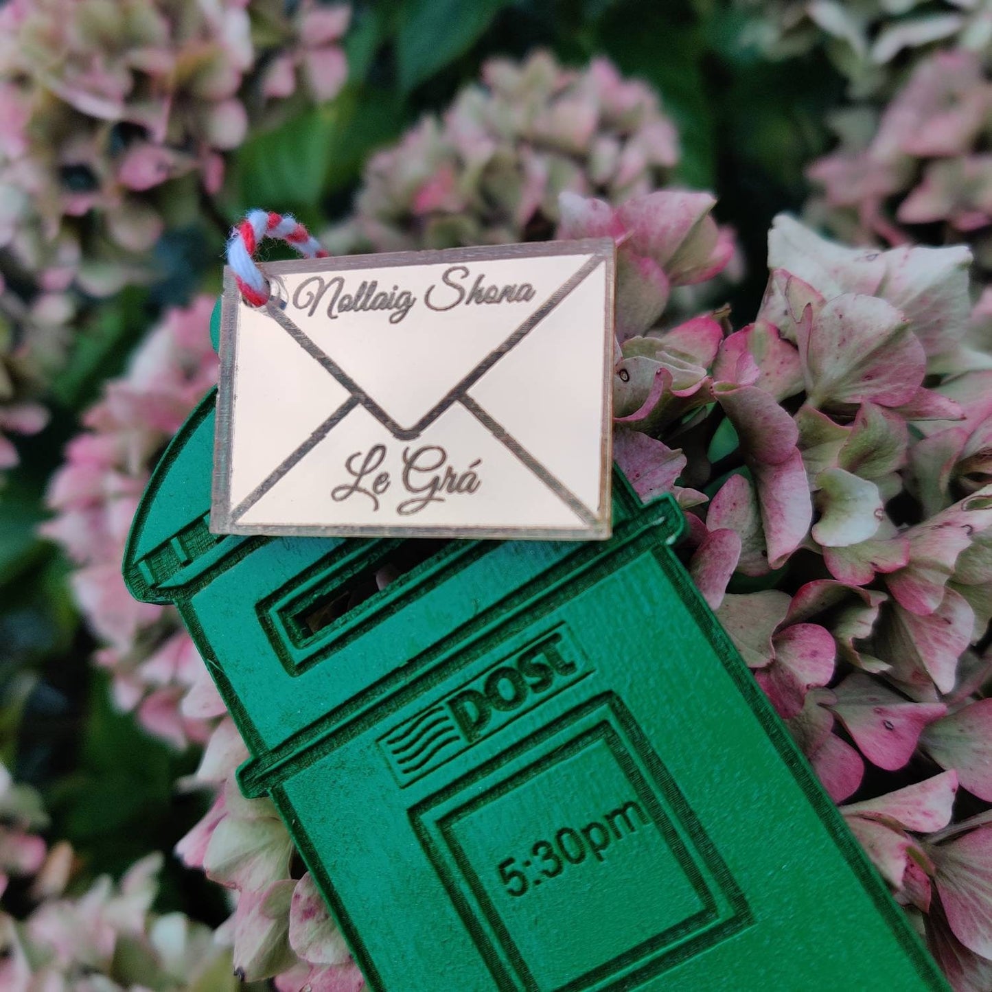 An Post - Irish post box - Nollaig Shona, Le Grá envelope - Christmas post