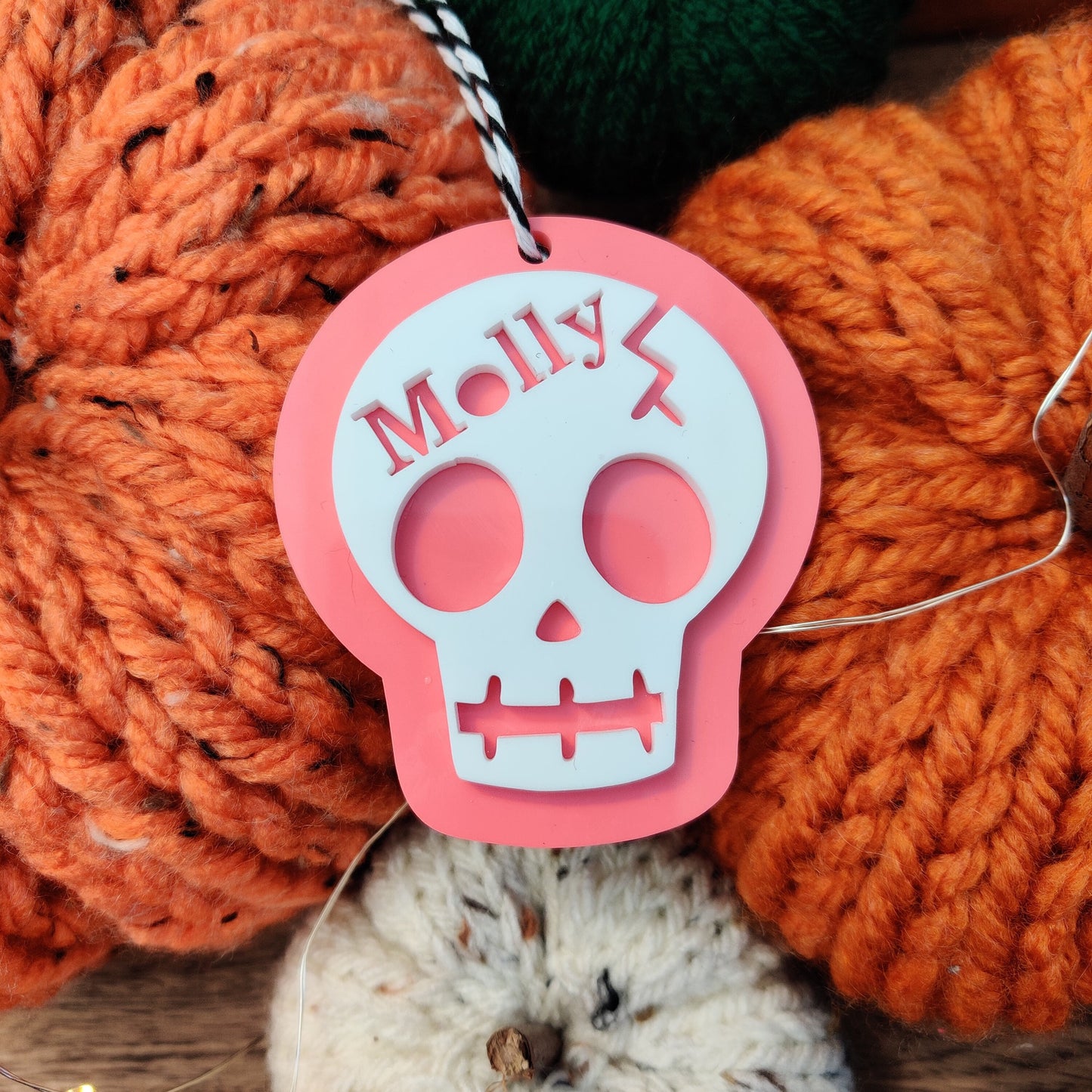 Halloween skull basket tag